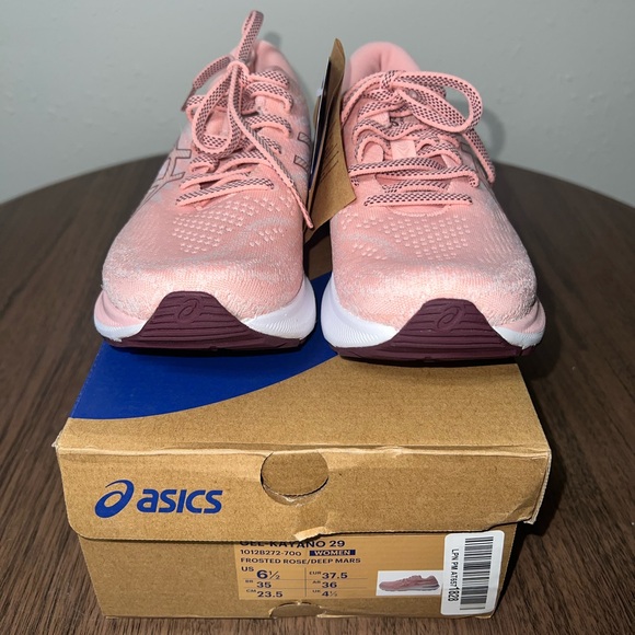New with Box Asics GEL-KAYANO 29 Women Running Shoes‎ Size 6.5 - Picture 2 of 6